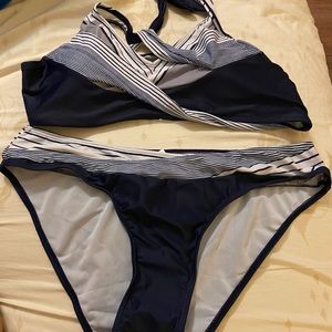 NWOT 2 piece blue and white bikini